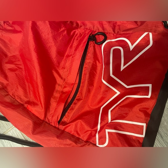 TYR Drawstring Bag - Picture 3 of 5